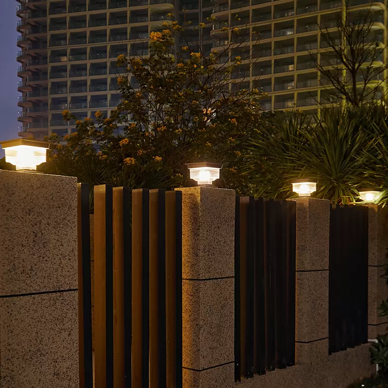 Solar pillar light example 1